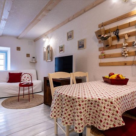 Apartman Valdi Baška Eksteriør bilde
