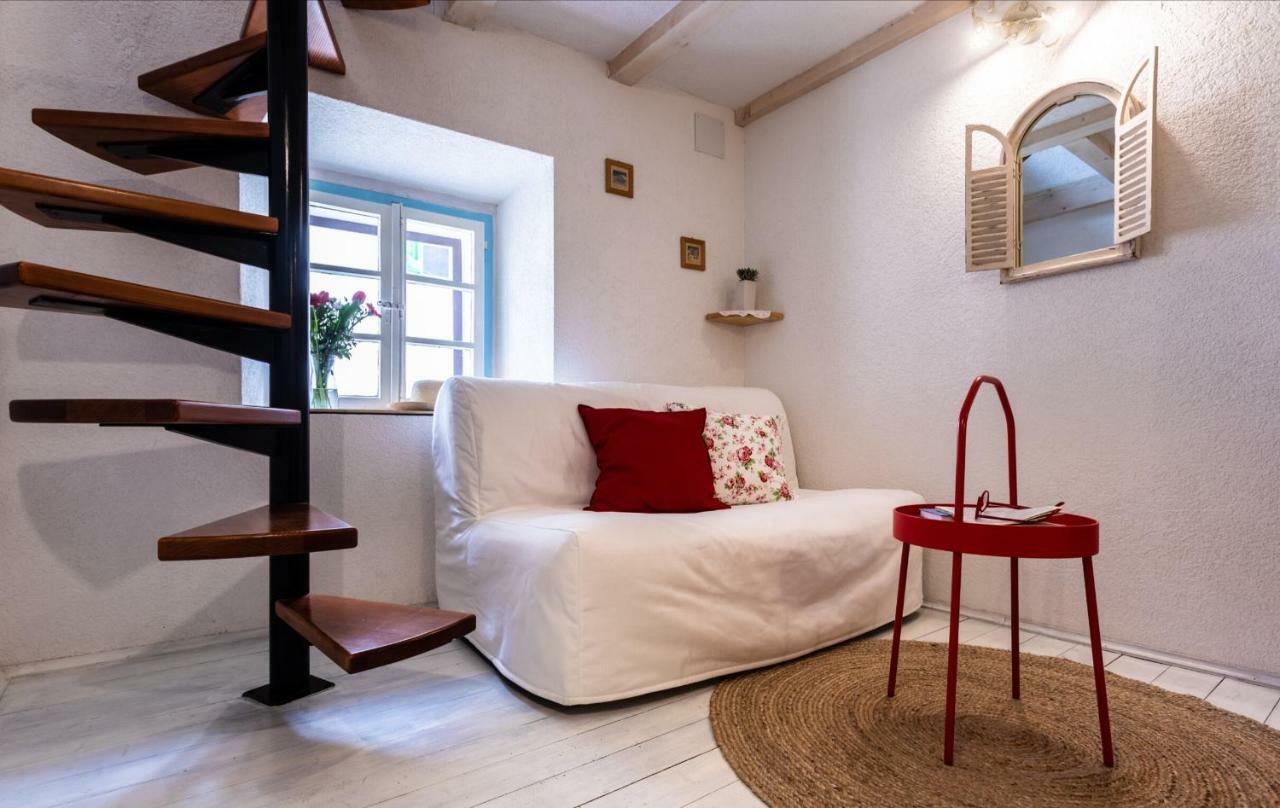Apartman Valdi Baška Eksteriør bilde